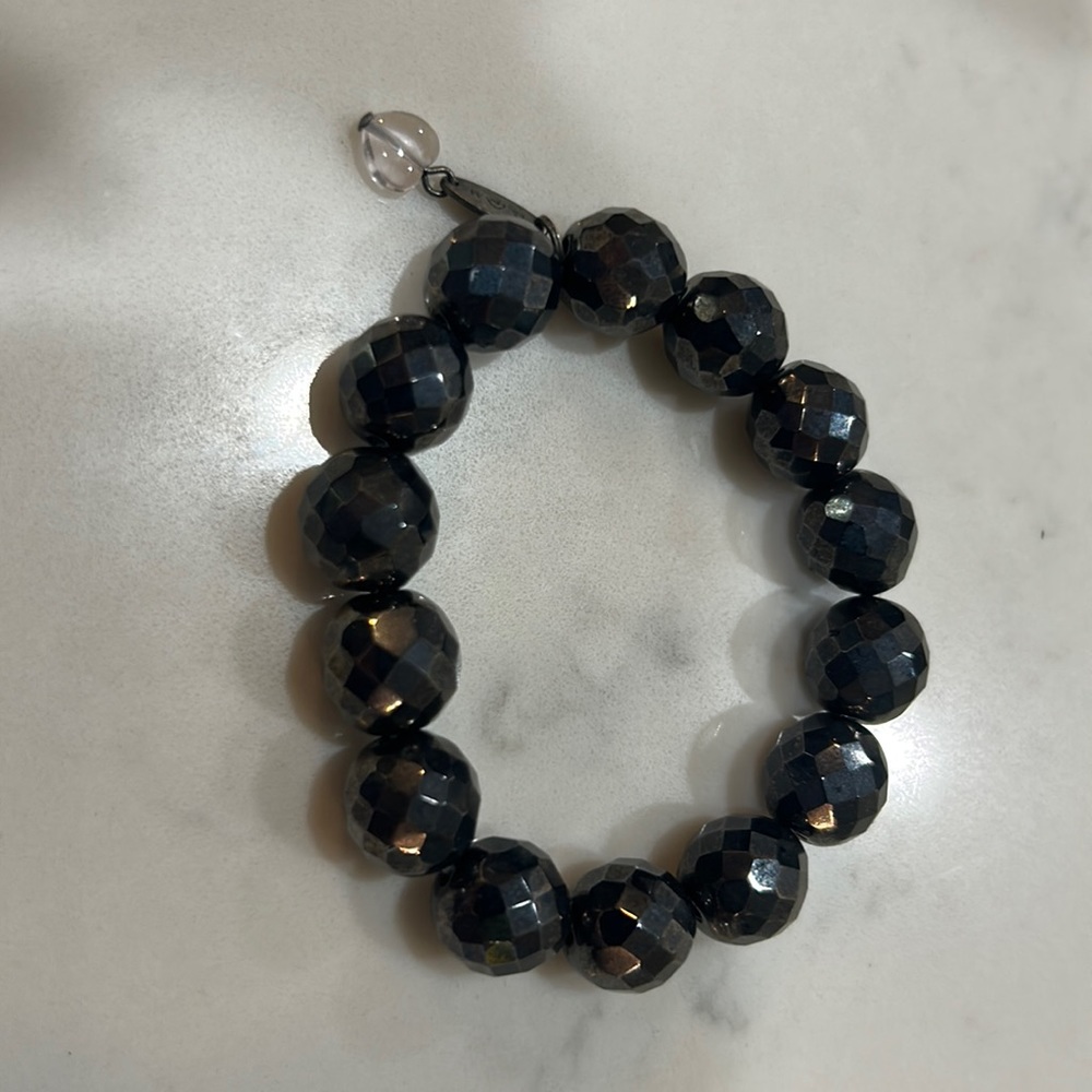 SABIKA stretchy bracelet from the volume 11 collection